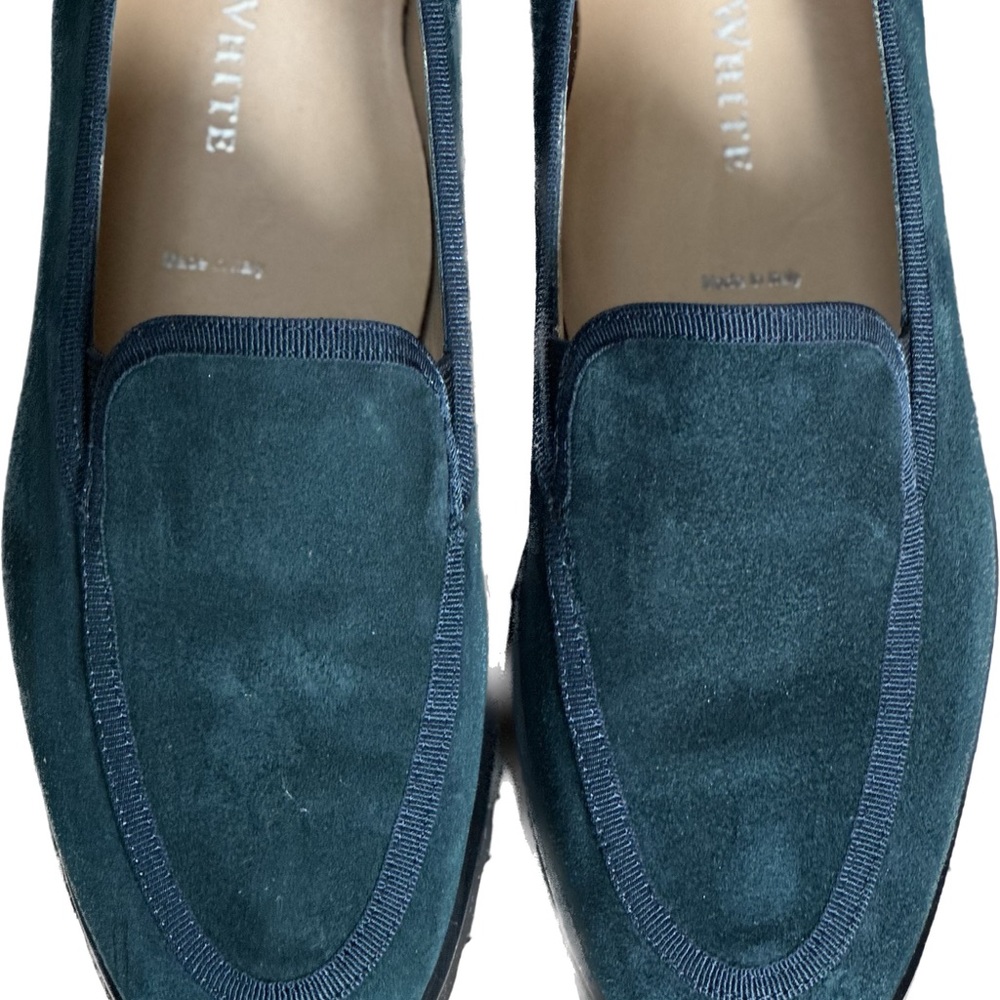 Suede shoes, deep green color, black sole